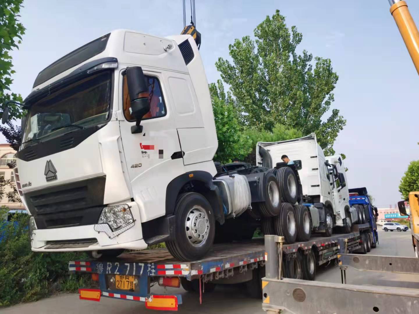 4 sets HOWO truck tractors ordered by Zambian